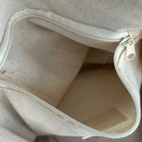 Billabong Talk To The Palm Paper Woven Straw Tote Bag Black & Natural Colour - Picture 11 of 16